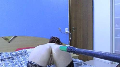 MegaBitch - Steck mir die Stange ins Arschloch und fick mich anal 1 - Privatporno