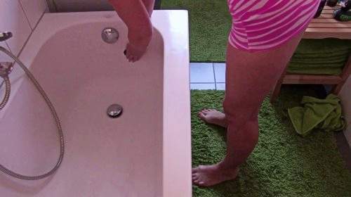 MegaBitch - Sperma beim AO im Badezimmer 1 - Privatporno