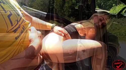 DerPornobeamte - Einfach zu KRASS! OUTDOOR FICK mit LarissaBell! 1 - Privatporno