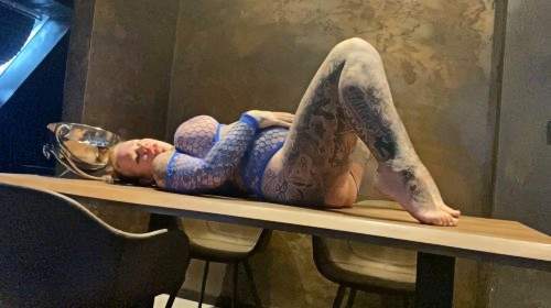 SteffiBlond - milchtitten SPRITZEN KOMM LECK SIE UND SPRITZ SIE VOLL 1 - Privatporno