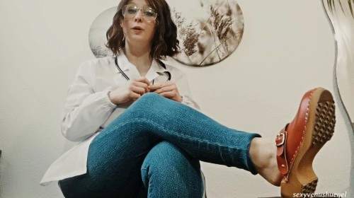 sexyvenushuegel - Schnüffeln bei Fr. Doktor 1 - Privatporno