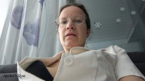 AnnikaRose - Auf der Arbeit gewichst - nicht erwischt worden! 1 - Privatporno