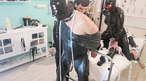 Lady_Vampira - Rubber and Pain 2 1 - Privatporno