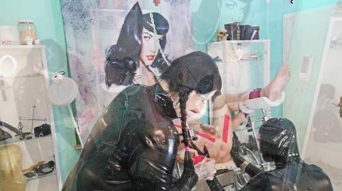 Lady_Vampira - Rubber and Pain 3 1 - Privatporno