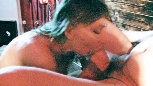 Sexy-Pornos - Im Swinger-Club kennen mich schon viele 1 - Privatporno