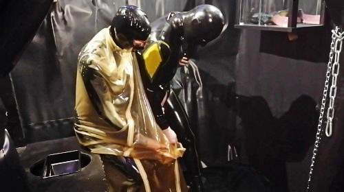 Lady_Vampira - Rubber and Pain 5 1 - Privatporno