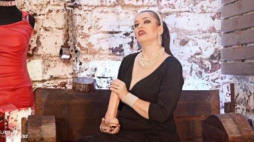 DominaJulina - 5 Sekunden Zeit zu wichsen 1 - Privatporno