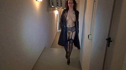 naturalchris - Fremdfick im Keller - Gesichtsbesamung 1 - Privatporno
